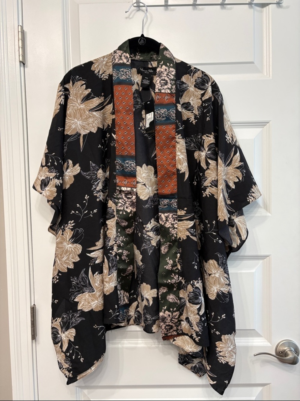 Marcus Adler Black Floral Topper Kimono Cardigan in Black and Beige